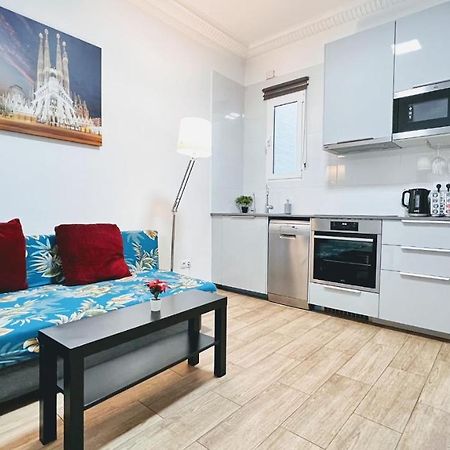 New Camp Nou Apartment/Diret Airport,Beautiful L'Hospitalet de Llobregat Buitenkant foto