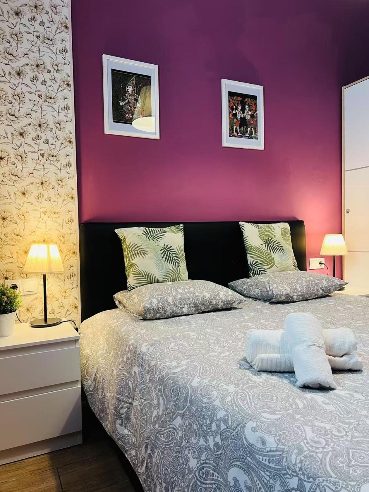 New Camp Nou Apartment/Diret Airport,Beautiful L'Hospitalet de Llobregat Buitenkant foto